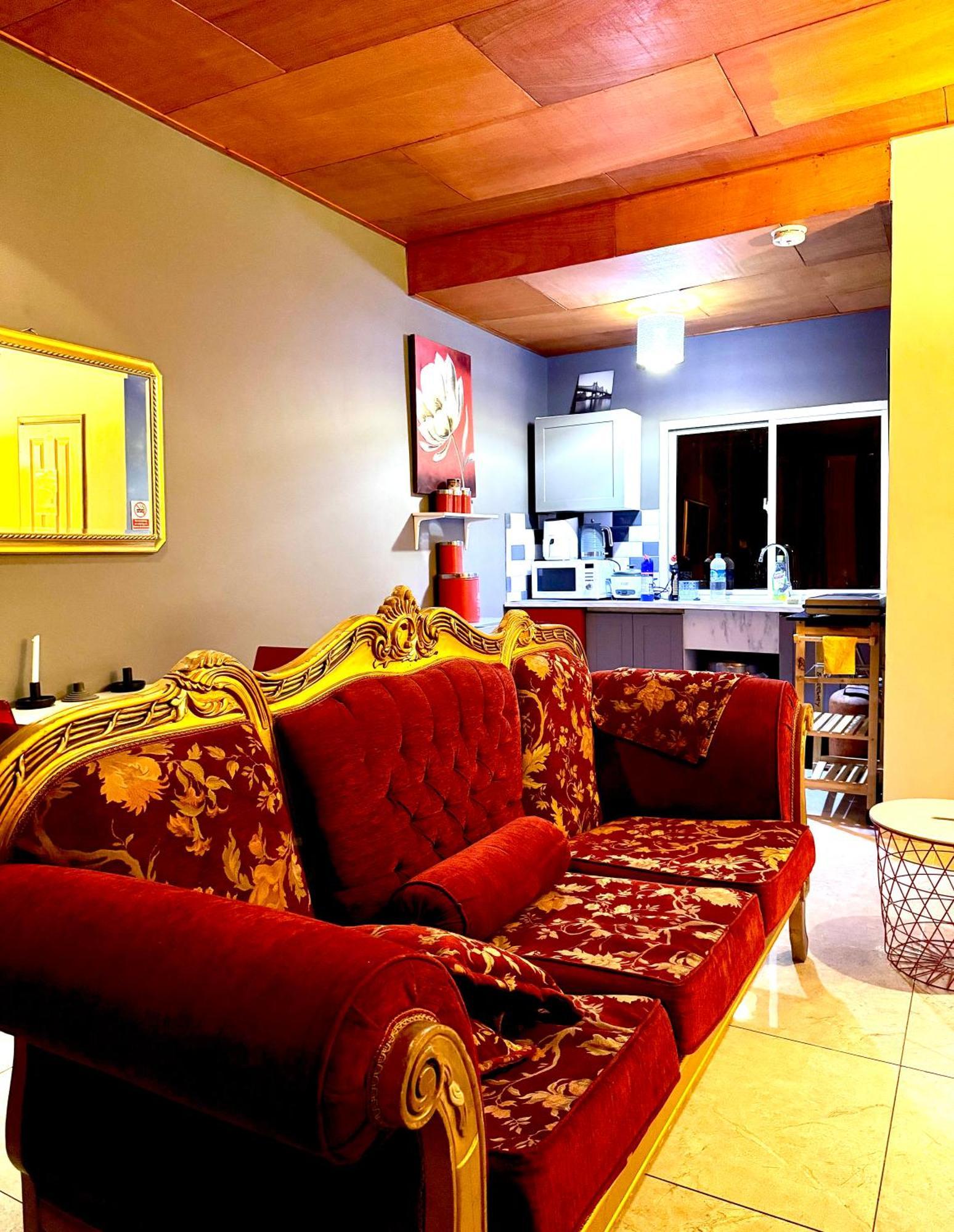 Yazmin Studio Residence Lamin Beretto Kültér fotó